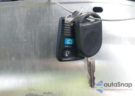 2012 Ford Mustang V6 z USA, uszkodzony, nr VIN 1ZVBP8EM9C5241011